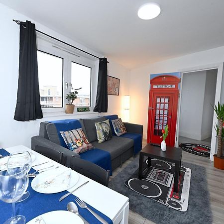 Superb 4 Bedroom Flat In The Heart Of Camden Town Лондон Екстер'єр фото