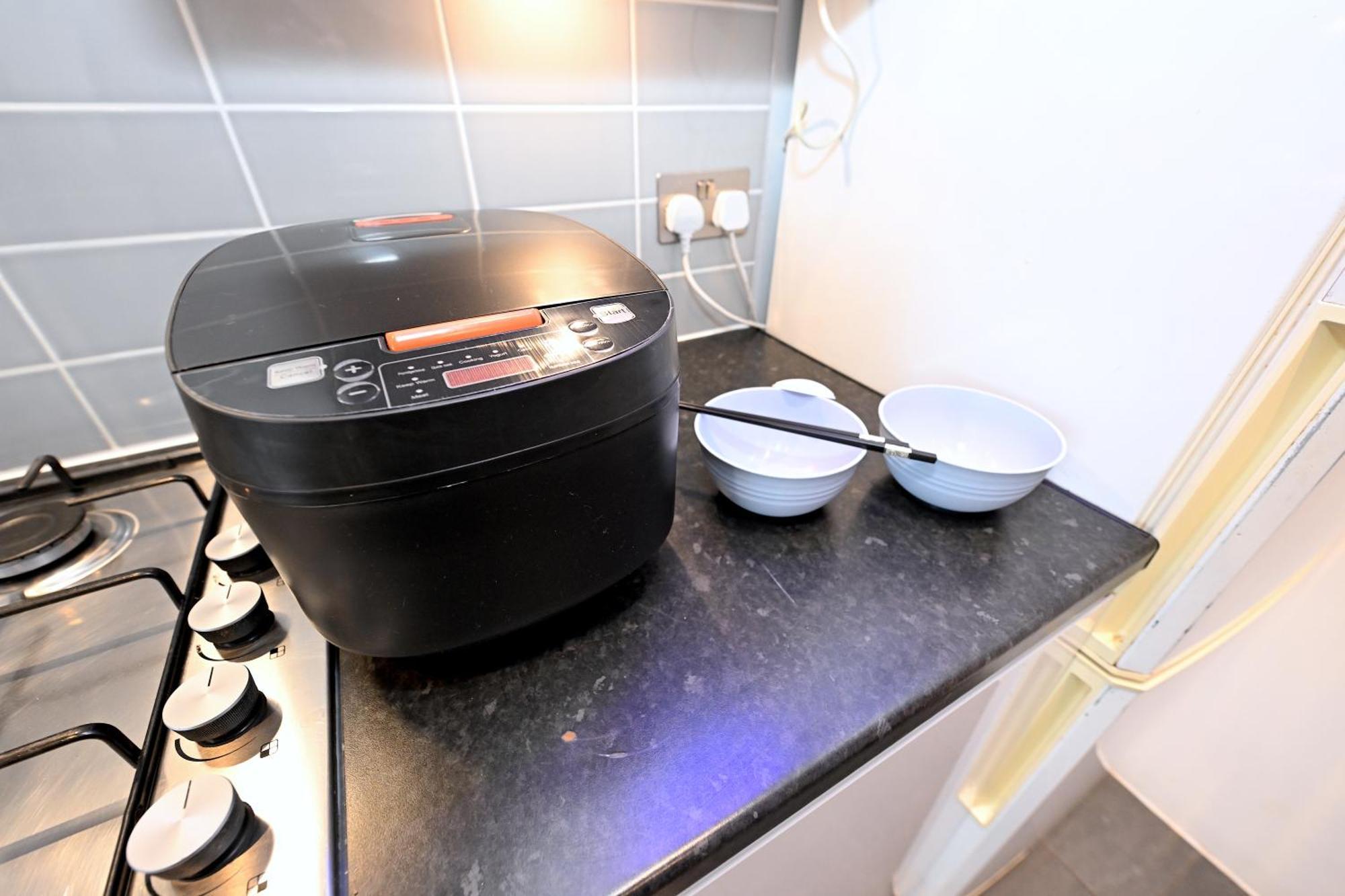 Superb 4 Bedroom Flat In The Heart Of Camden Town Лондон Екстер'єр фото