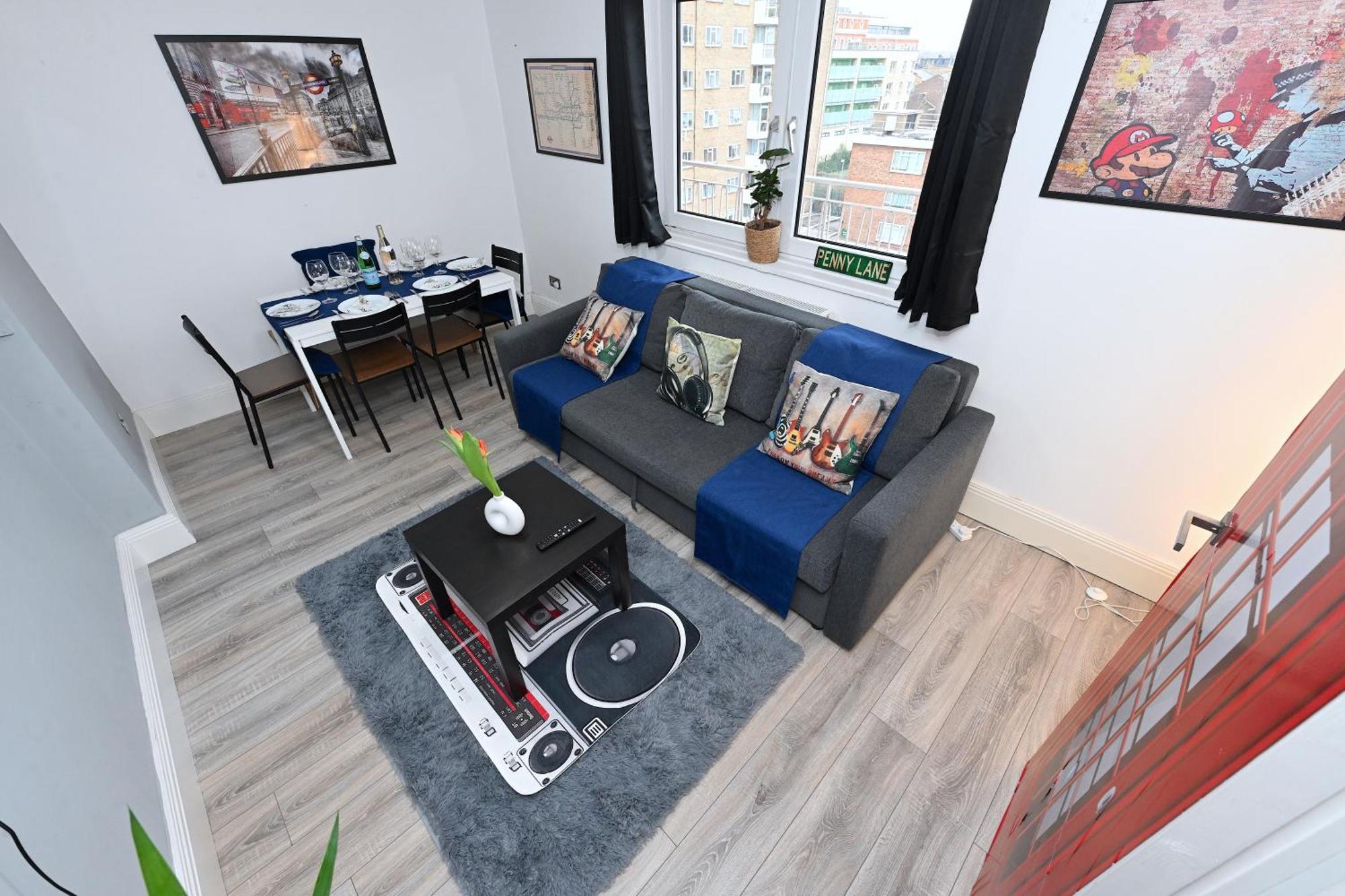 Superb 4 Bedroom Flat In The Heart Of Camden Town Лондон Екстер'єр фото